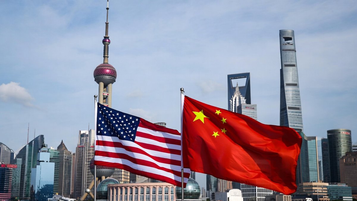 Cook, Fink and 15 CEOs Fly to Beijing With Trump — America's Biggest Business Delegation to China in Years
