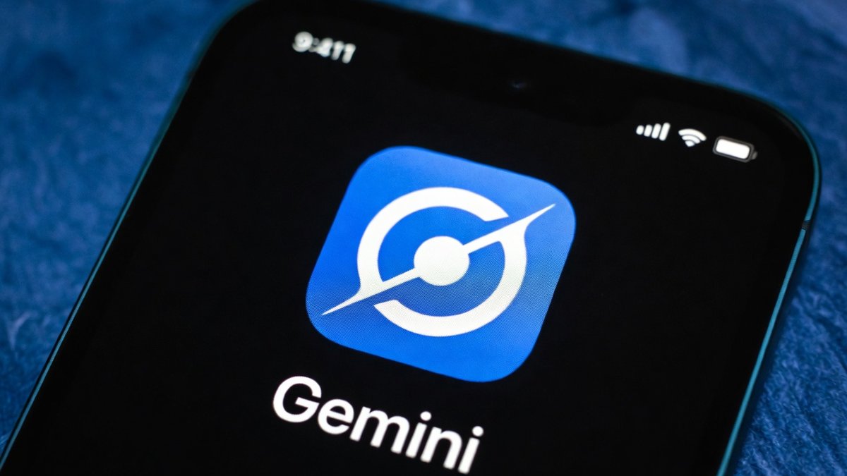Google Gemini Now Lets You Import Your ChatGPT & Claude Chats