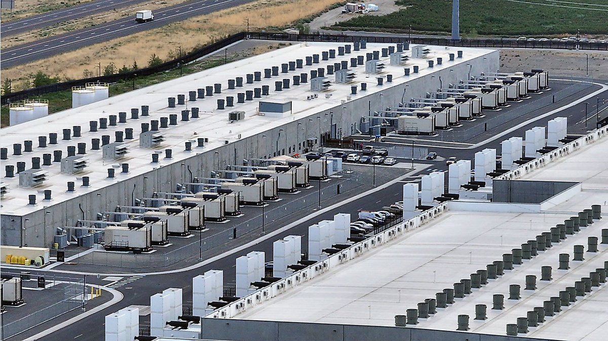 New York Becomes First US State to Halt Construction of Large Data Centers