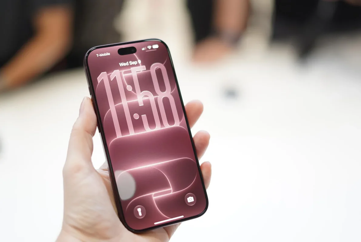 Apple Releases iOS 27 With Siri AI — If Your Phone and Region Qualify