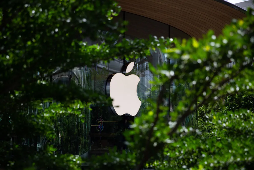 The Man Who Built Apple’s Stores Doesn’t Buy Silicon Valley’s Bet on AI Shopping