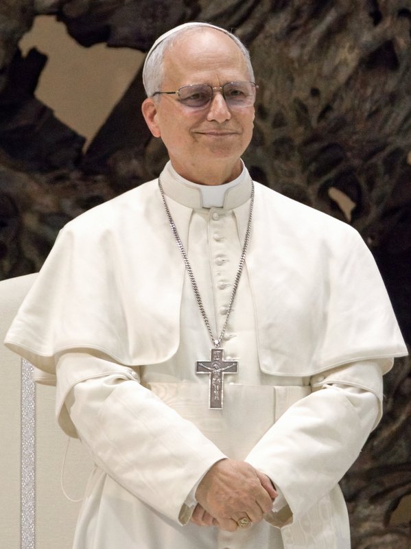 Pope Leo XIV Calls for Artificial Intelligence to Be “Disarmed” in Major Vatican Address