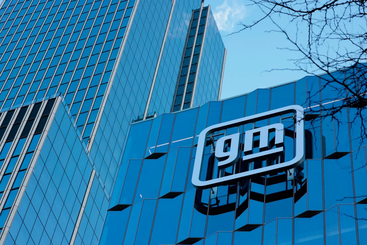 GM Joins the Race to Build Massive Batteries for AI Data Centers and the Power Grid