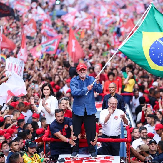 Brazil’s Lula Wins Historic Fourth Term as Flavio Bolsonaro Refuses to Concede