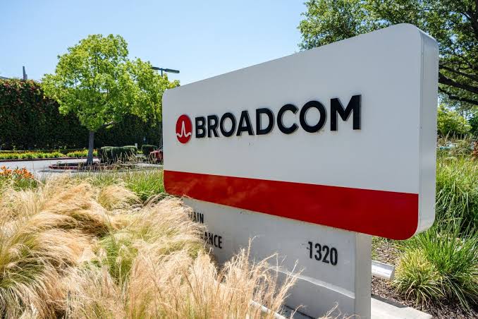 Broadcom Will Lend Anthropic Up to $42 Billion to Lease TPU Capacity