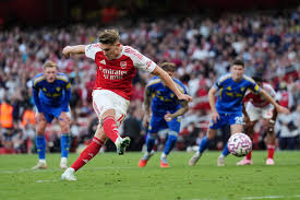 Old School Meets New Tech: The Tactical Revolution Transforming Premier League 2025-26