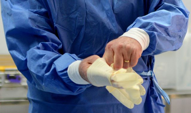 France Confirms First Ebola Case as Doctor Returning From DR Congo Tests Positive